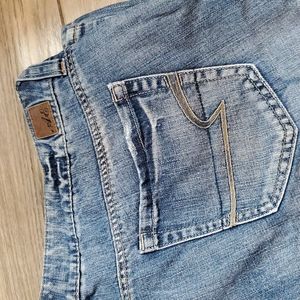 Ae favorite boyfriend lighter wash jeans